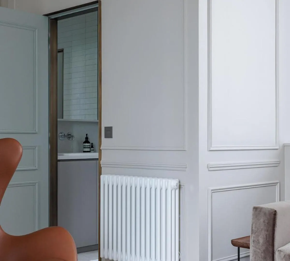 A Mini-Suite For 2, In A Green Setting Paris 0*,